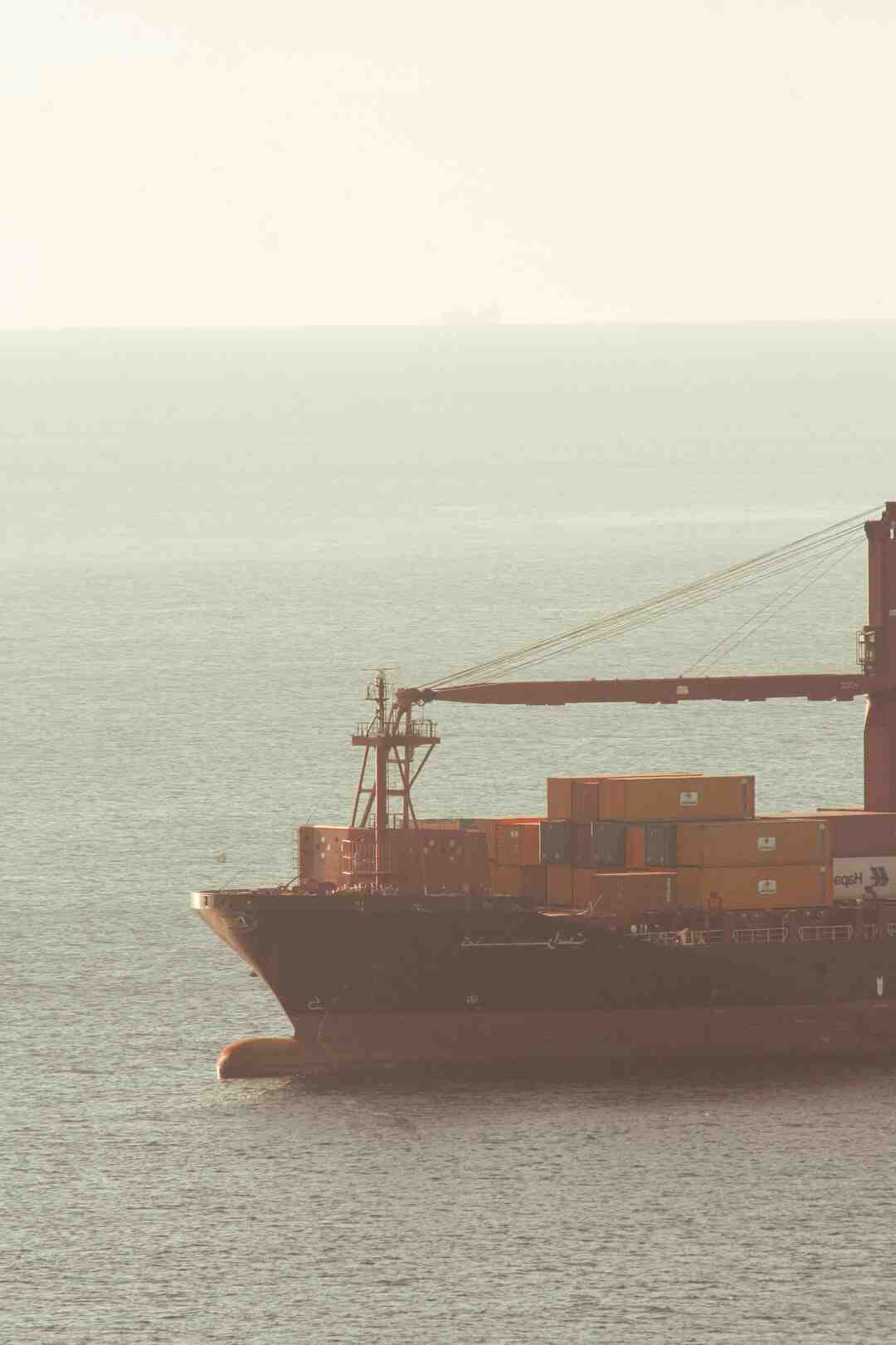 Comment s'appelle le dessous du bateau ?